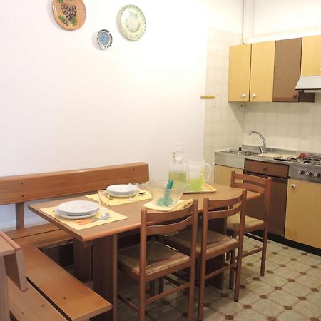 Condominio Carina Sud Bibione Buitenkant foto