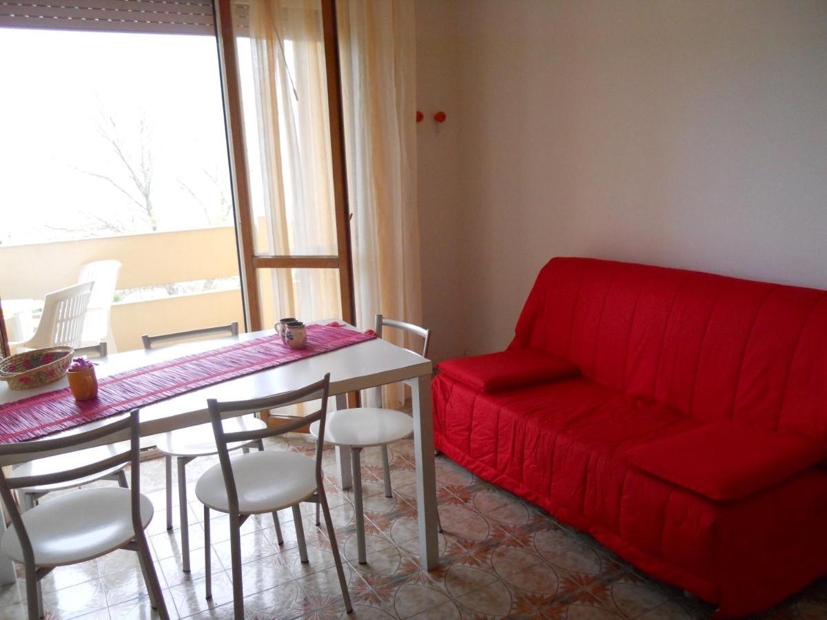 Condominio Carina Sud Bibione Buitenkant foto