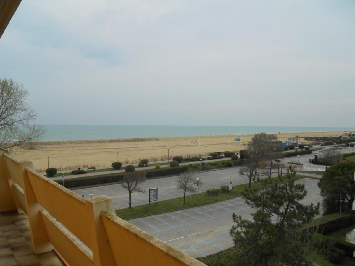 Condominio Carina Sud Bibione Buitenkant foto