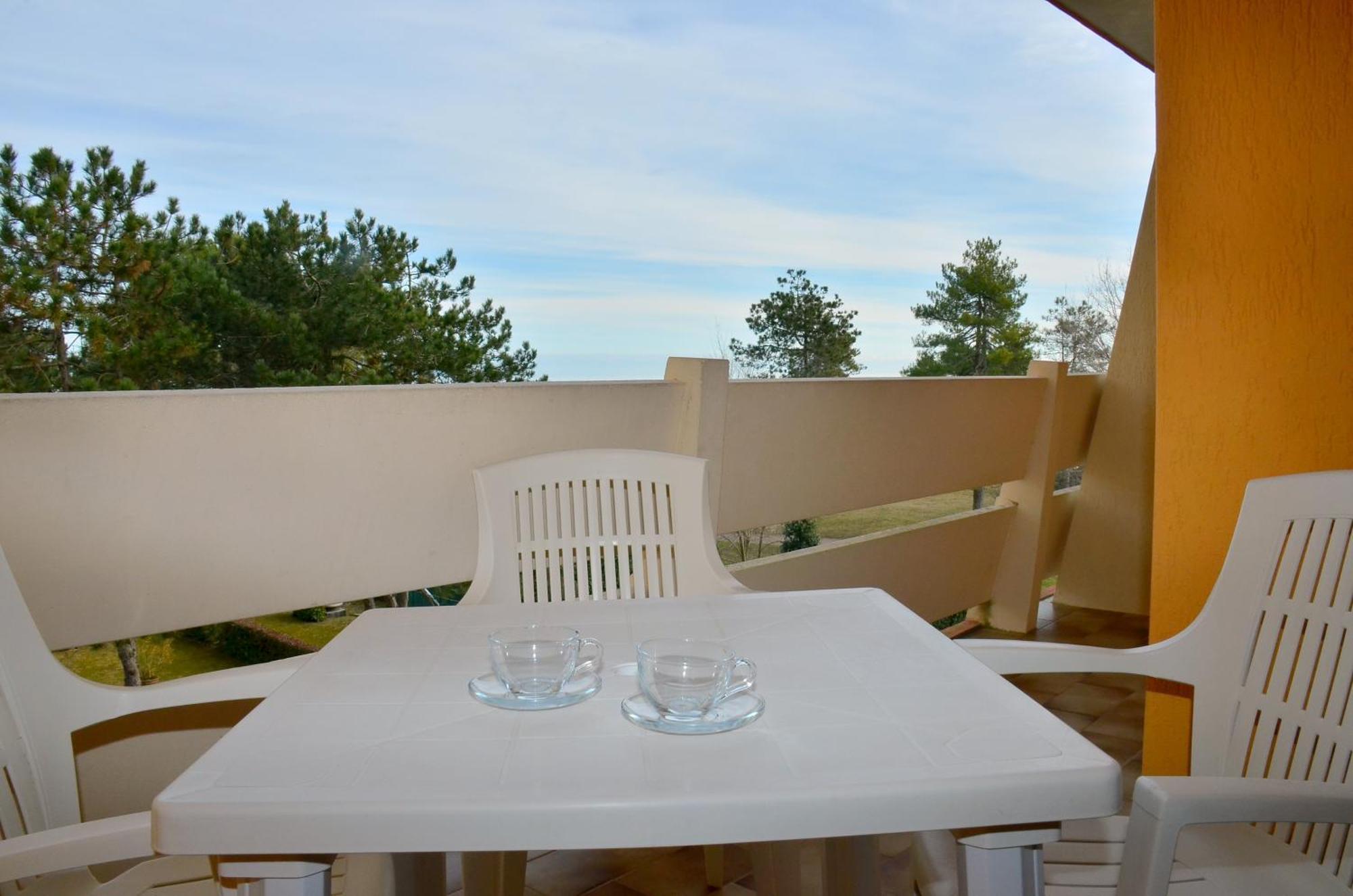 Condominio Carina Sud Bibione Buitenkant foto